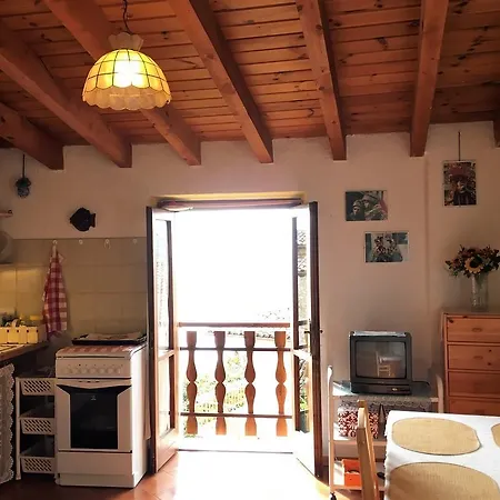 Rustico Pietre Antiche 4 Gargnano